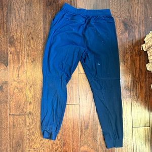 Lululemon men’s Blue Joggers - Medium